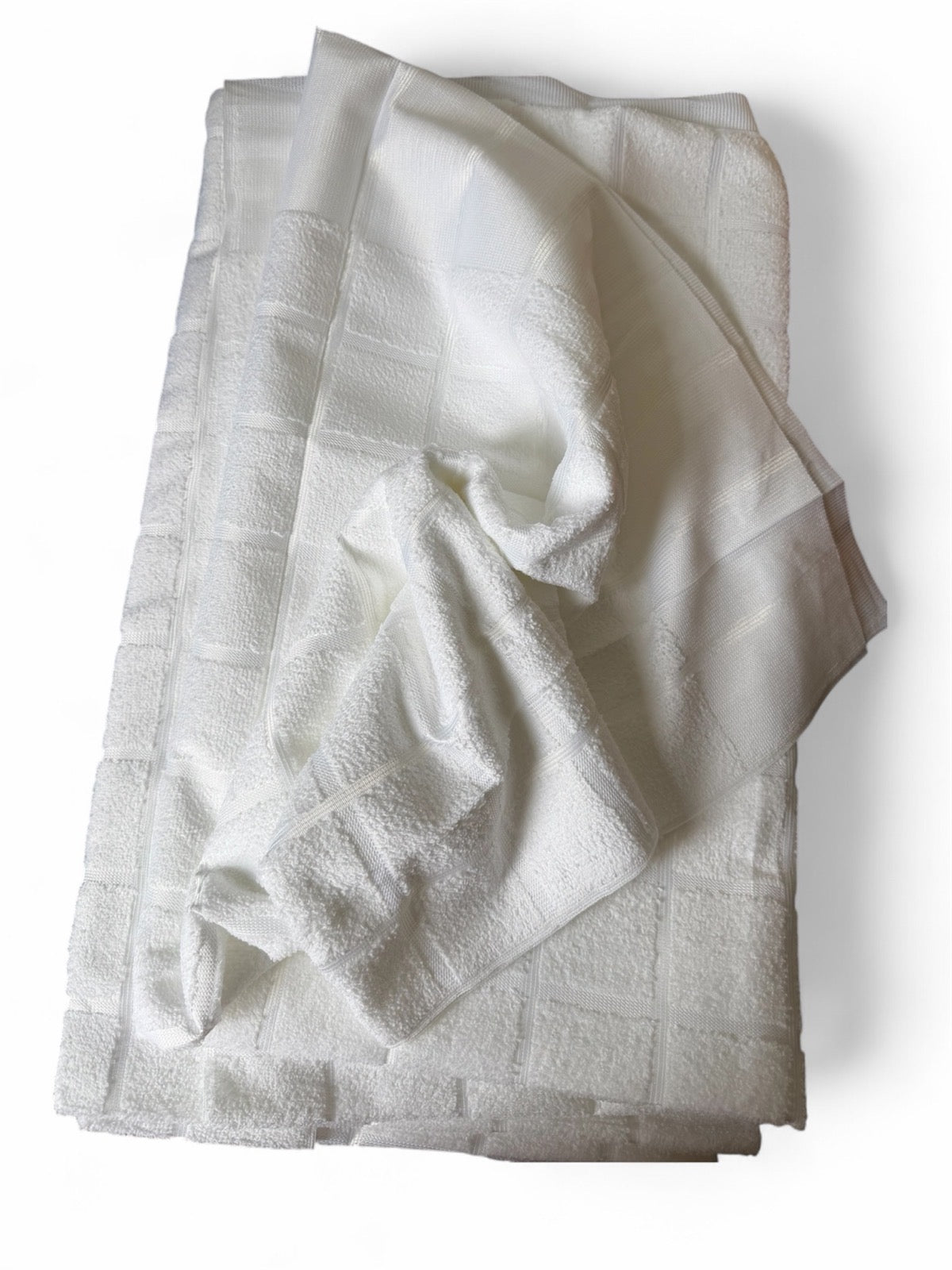 Pack Pèlerin Complet Hajj & Omra – Tous les Essentiels Inclus (Sac Premium USB + Ihram + Ceinture + Tapis + Siwak + Compteur) | Le Pack du Petit Pèlerin